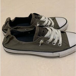 Women’s Converse Shoreline Slip On Size 7 M Gray, Slightly Used, Great Condition